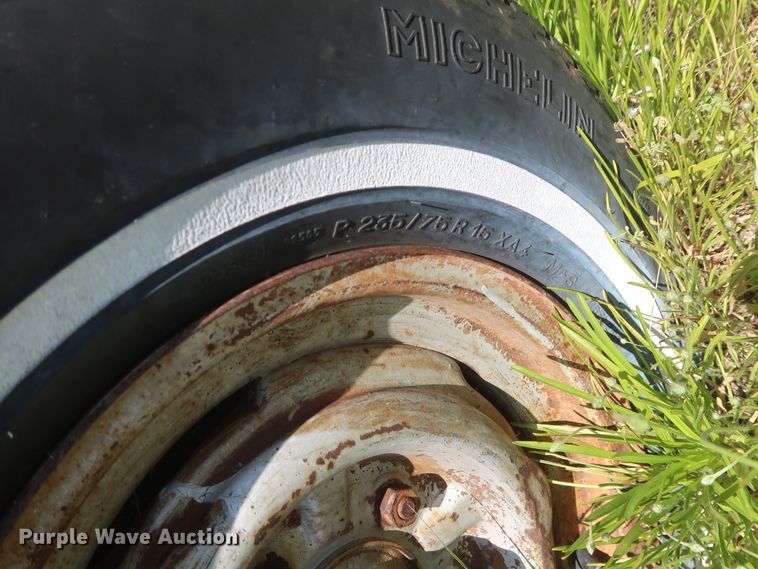 image for item GS9915 Willbron Bros tank trailer