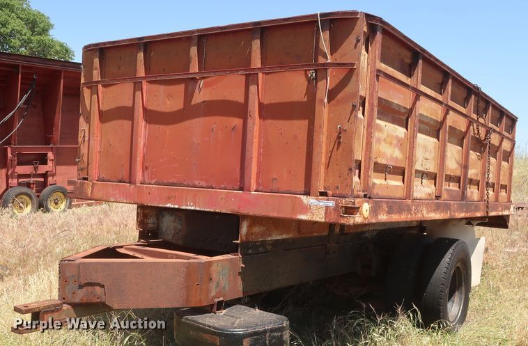 image for item GS9916 Dump trailer