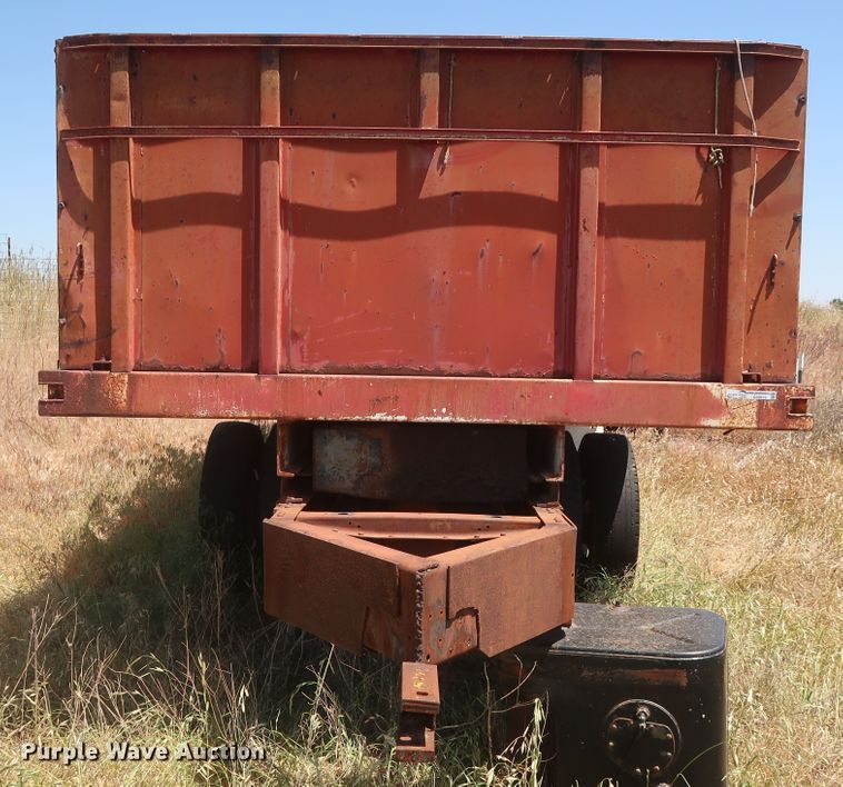 image for item GS9916 Dump trailer