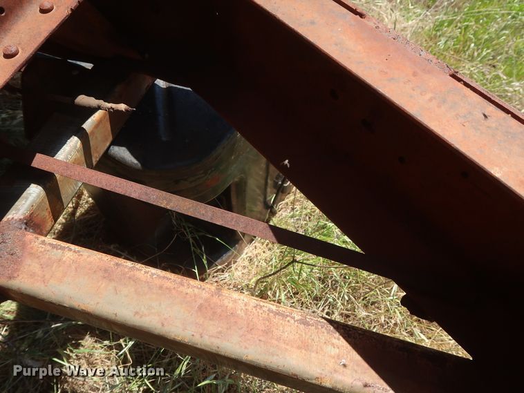 image for item GS9916 Dump trailer