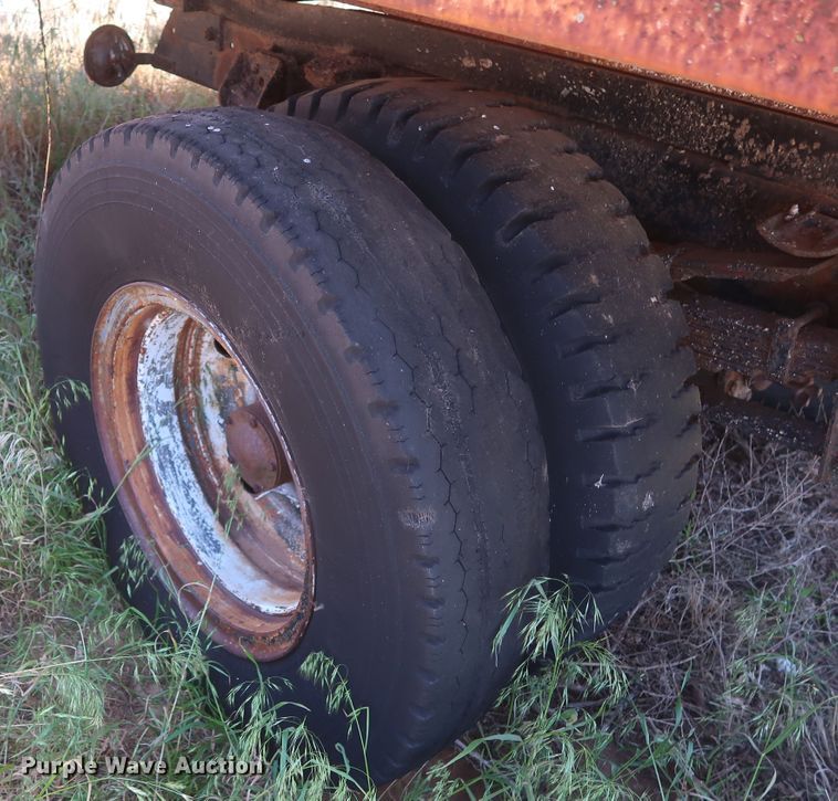 image for item GS9916 Dump trailer