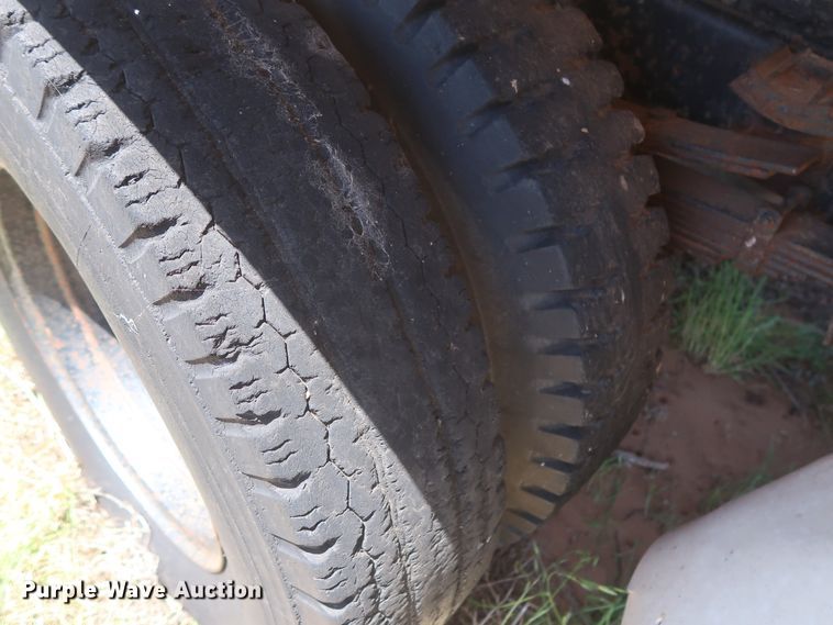 image for item GS9916 Dump trailer