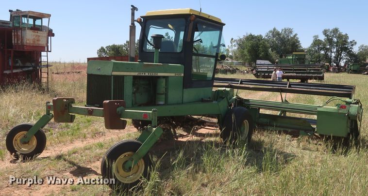 image for item GS9917 1983 John Deere 2420  windrower