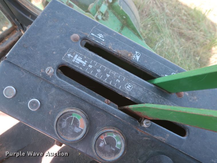 image for item GS9917 1983 John Deere 2420  windrower