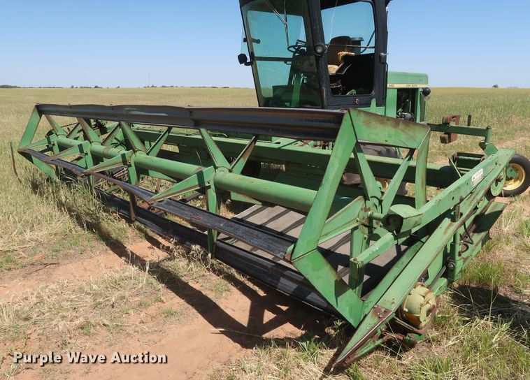 image for item GS9917 1983 John Deere 2420  windrower