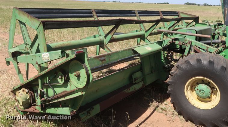 image for item GS9917 1983 John Deere 2420  windrower