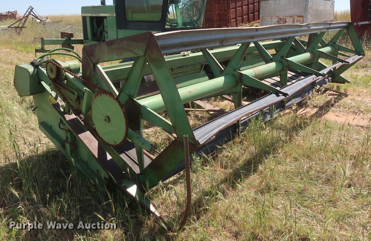 image for item GS9917 1983 John Deere 2420  windrower
