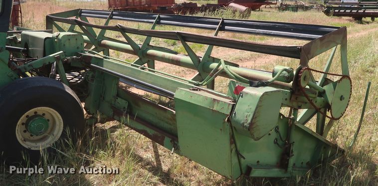 image for item GS9917 1983 John Deere 2420  windrower