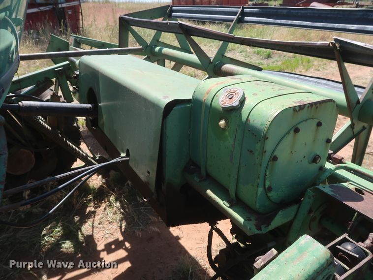 image for item GS9917 1983 John Deere 2420  windrower