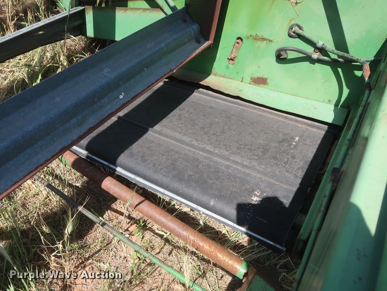 image for item GS9917 1983 John Deere 2420  windrower