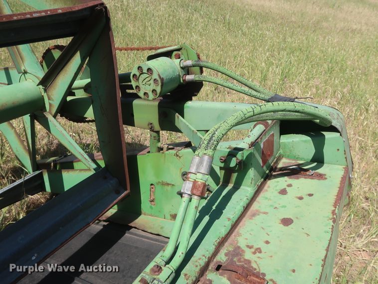 image for item GS9917 1983 John Deere 2420  windrower