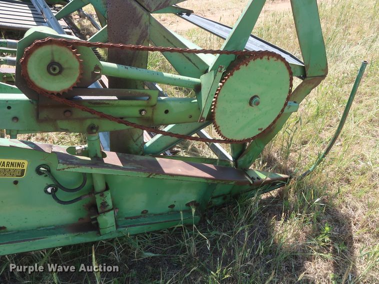 image for item GS9917 1983 John Deere 2420  windrower