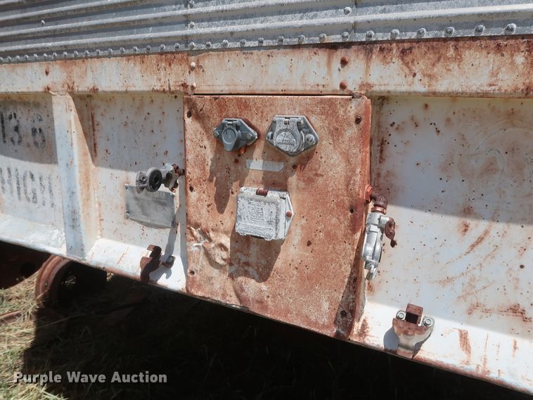 image for item GS9919 Hobbs AD9-6400-27 single hopper bottom grain trailer