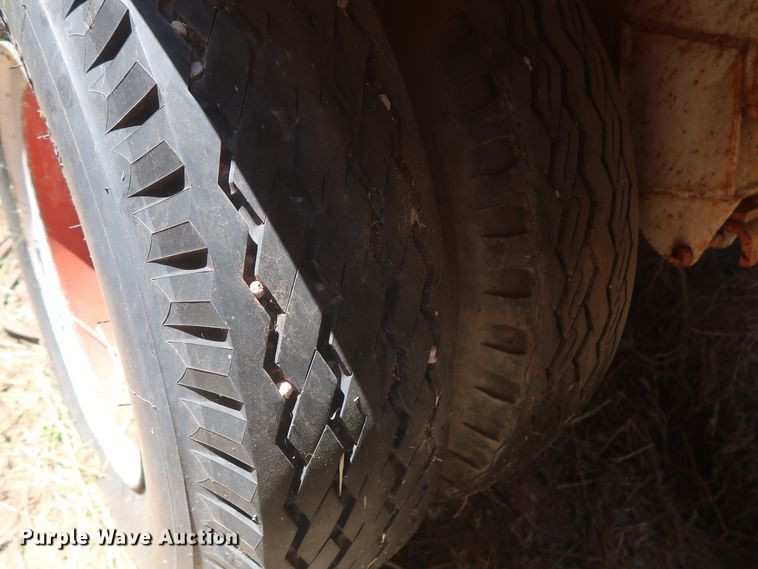 image for item GS9919 Hobbs AD9-6400-27 single hopper bottom grain trailer