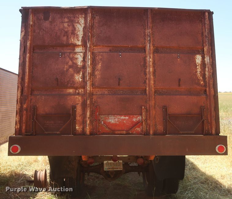 image for item GS9920 Mid-States Distributing Grain-Lock grain trailer