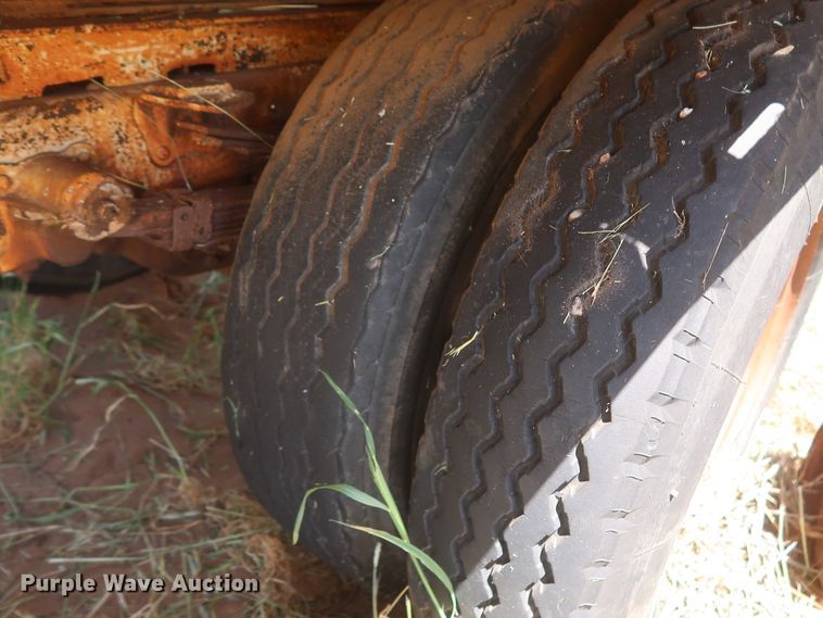 image for item GS9920 Mid-States Distributing Grain-Lock grain trailer