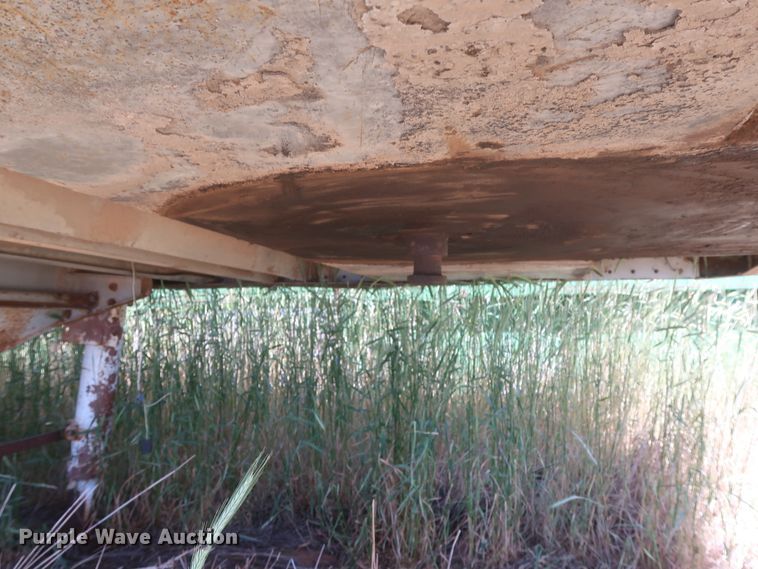 image for item GS9921 1968 Fruehauf Hobbs AD9-5000-27 single hopper bottom grain trailer