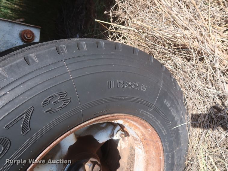 image for item GS9921 1968 Fruehauf Hobbs AD9-5000-27 single hopper bottom grain trailer