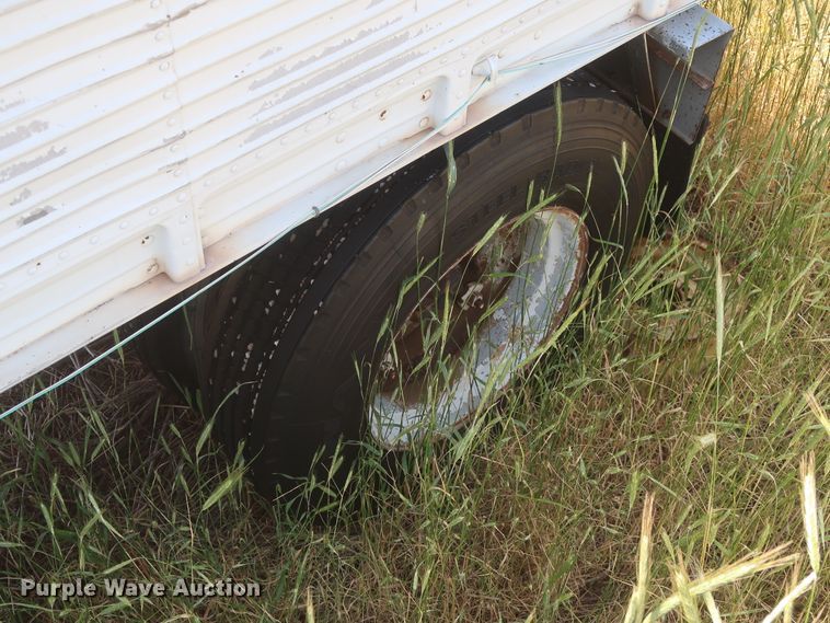 image for item GS9921 1968 Fruehauf Hobbs AD9-5000-27 single hopper bottom grain trailer