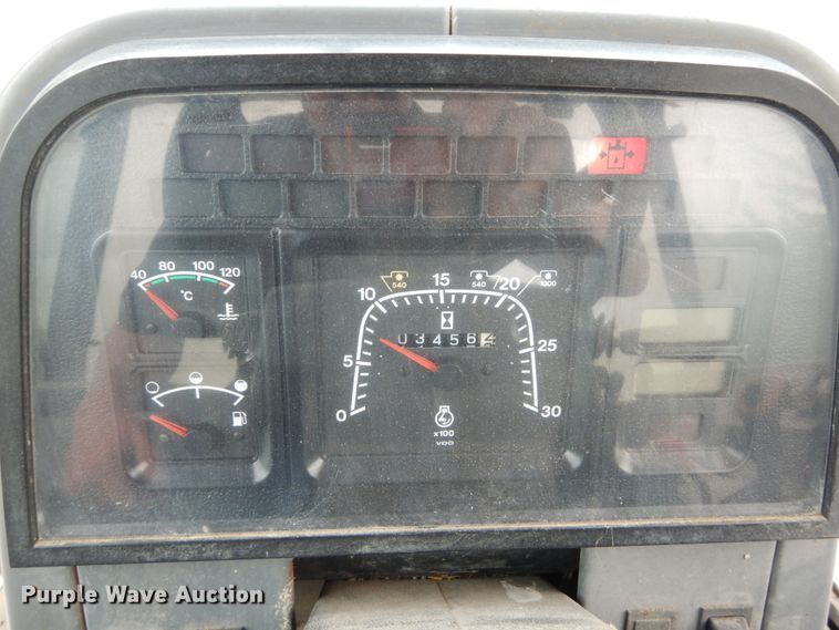 image for item GV9021 Ford 7740  tractor