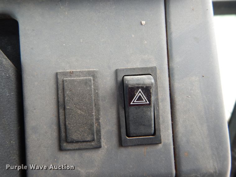 image for item GV9021 Ford 7740  tractor