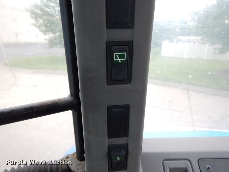 image for item GV9021 Ford 7740  tractor