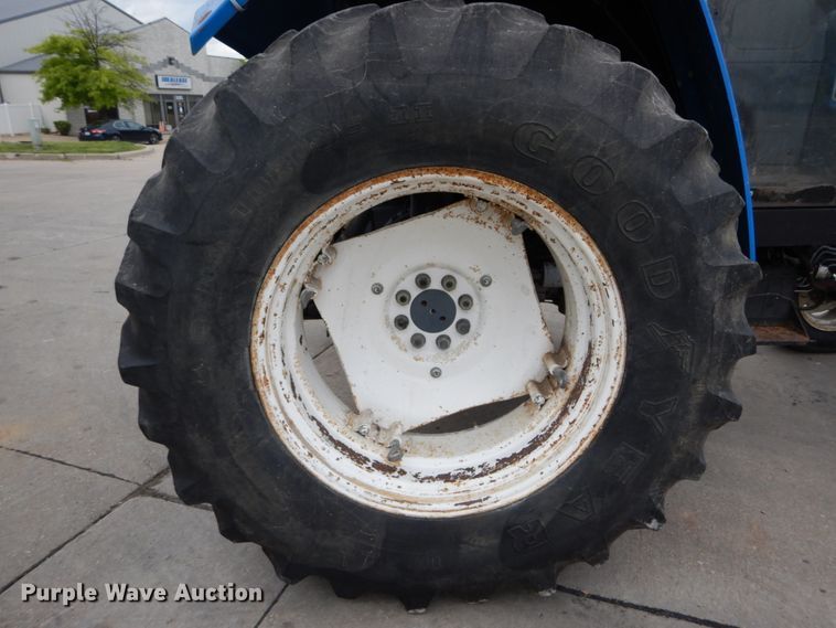 image for item GV9021 Ford 7740  tractor