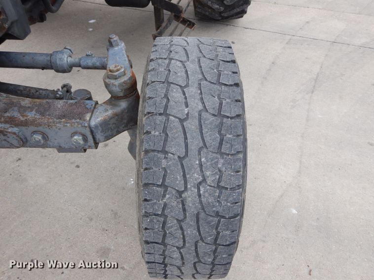 image for item GV9021 Ford 7740  tractor