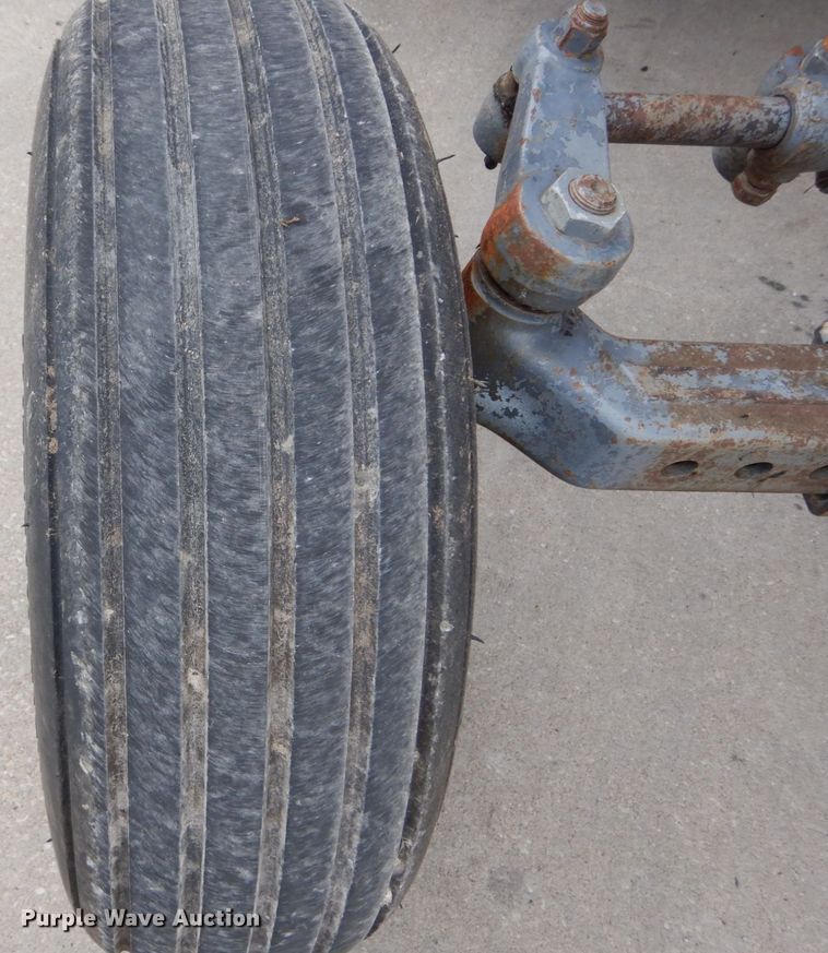 image for item GV9021 Ford 7740  tractor