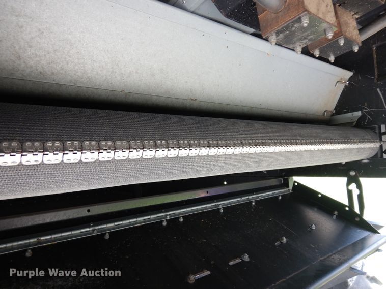 image for item GW9101 1998 Gleaner C62 combine