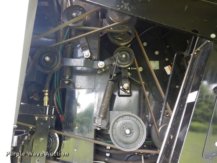 image for item GW9101 1998 Gleaner C62 combine