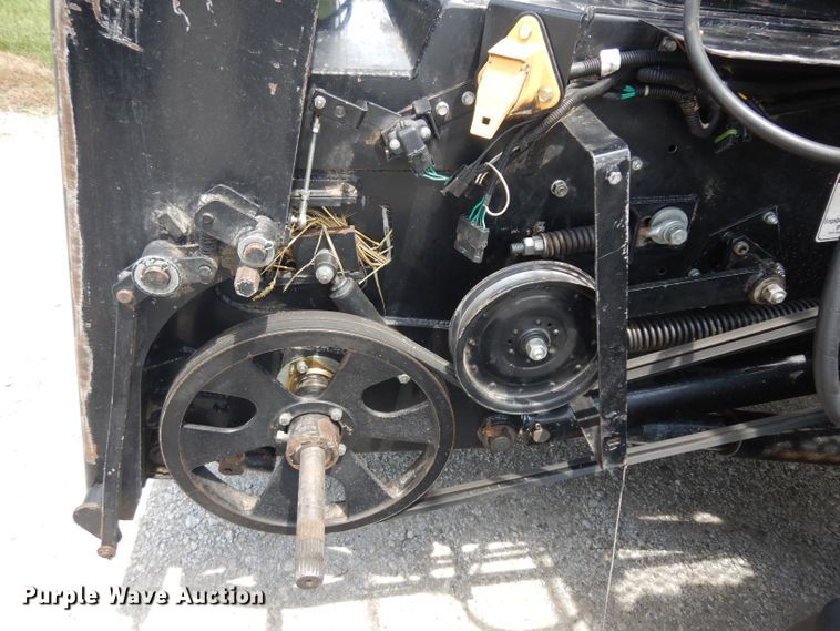 image for item GW9101 1998 Gleaner C62 combine