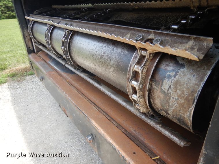 image for item GW9101 1998 Gleaner C62 combine