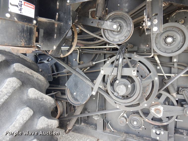 image for item GW9101 1998 Gleaner C62 combine