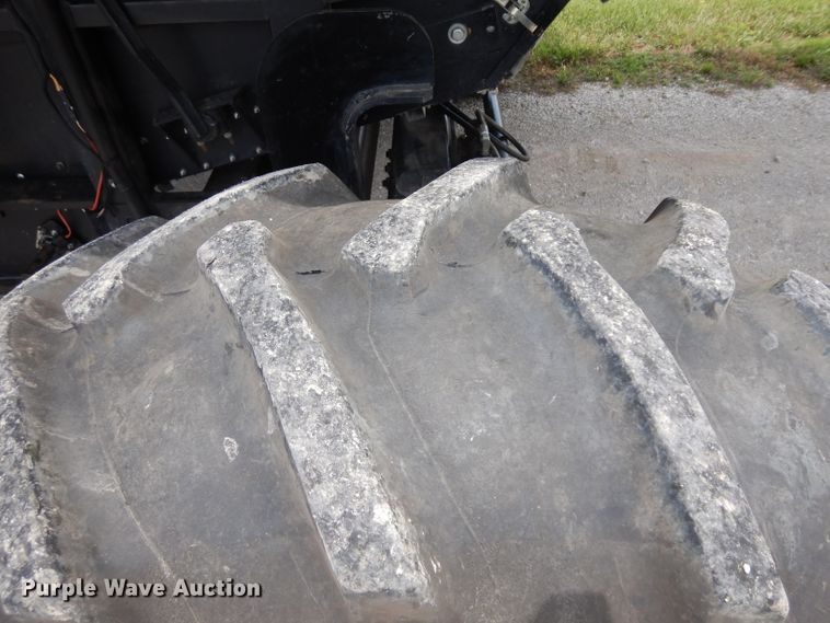 image for item GW9101 1998 Gleaner C62 combine