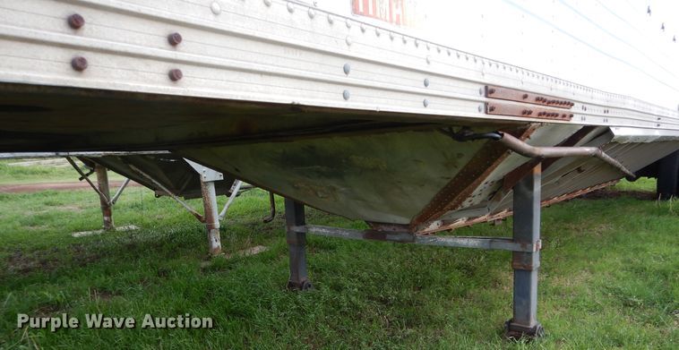 image for item HA9150 1975 Timpte single hopper bottom grain trailer