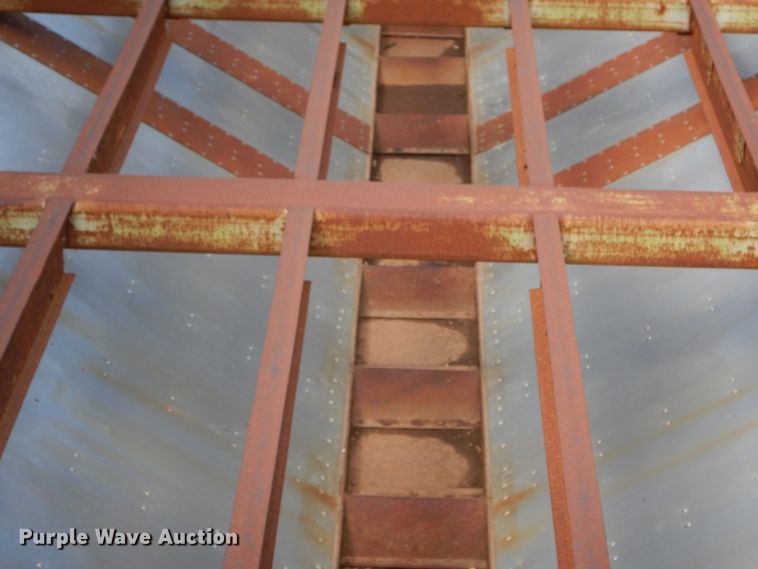 image for item HA9150 1975 Timpte single hopper bottom grain trailer