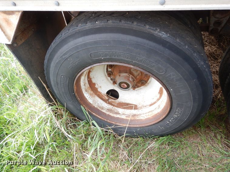 image for item HA9150 1975 Timpte single hopper bottom grain trailer