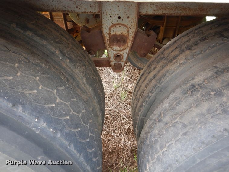 image for item HA9150 1975 Timpte single hopper bottom grain trailer