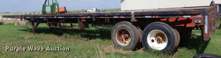 image for item HA9152 1978 Aztec Flatbed trailer