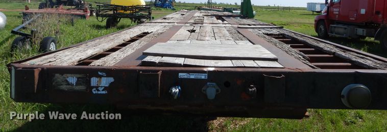 image for item HA9152 1978 Aztec Flatbed trailer