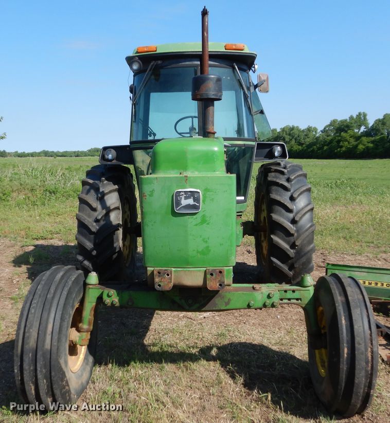 image for item HS9549 1973 John Deere 4230  tractor