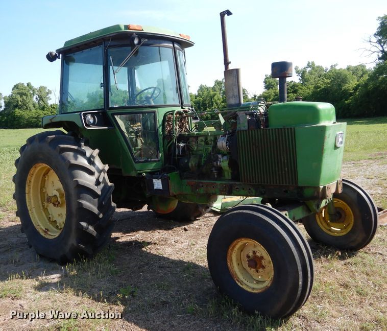 image for item HS9549 1973 John Deere 4230  tractor