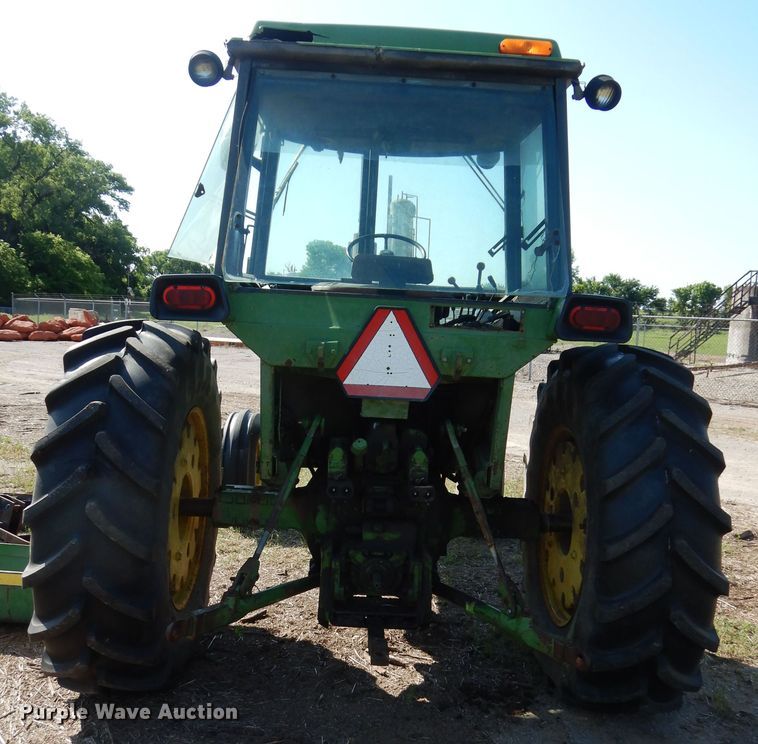 image for item HS9549 1973 John Deere 4230  tractor