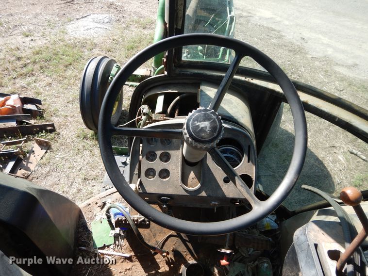 image for item HS9549 1973 John Deere 4230  tractor