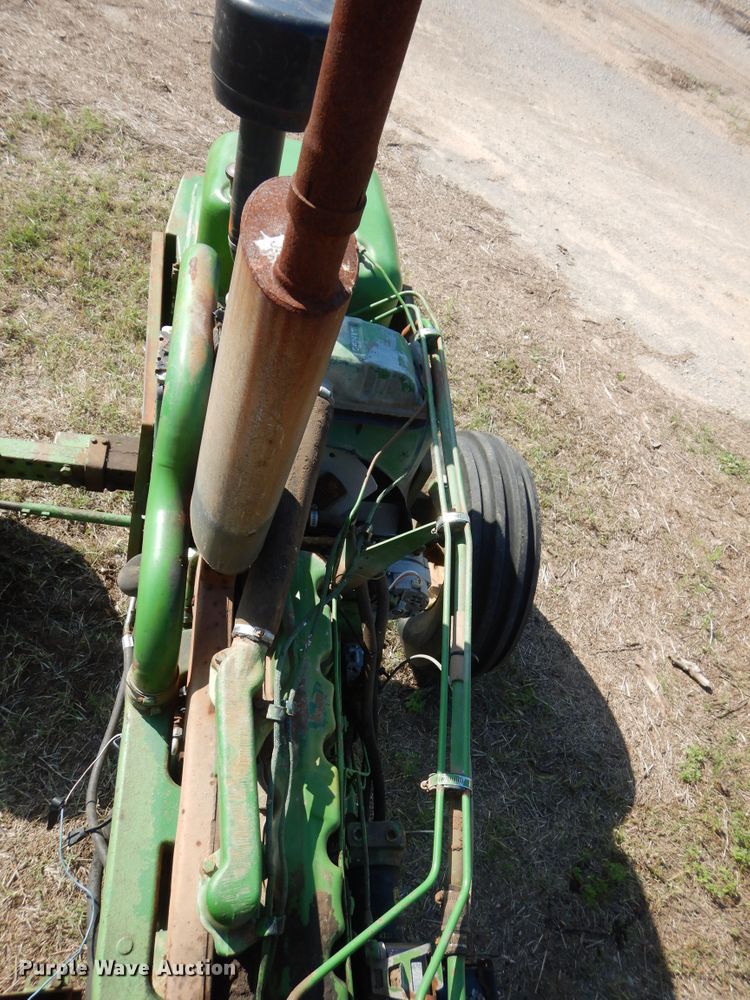 image for item HS9549 1973 John Deere 4230  tractor