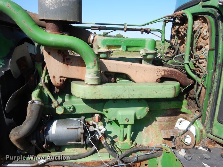 image for item HS9549 1973 John Deere 4230  tractor