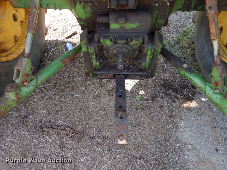 image for item HS9549 1973 John Deere 4230  tractor