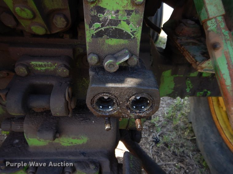 image for item HS9549 1973 John Deere 4230  tractor