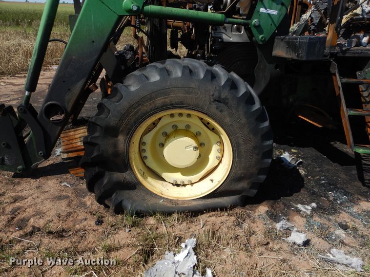 image for item HS9550 John Deere 7130  tractor